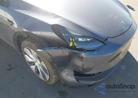 2023 Tesla Model Y Awd/Long Range Dual Motor All-Wheel Drive from USA, damaged, VIN 7SAYGAEE1PF769999